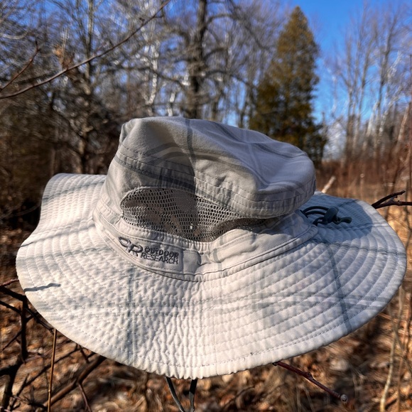 Outdoor Research hat - Picture 3 of 4